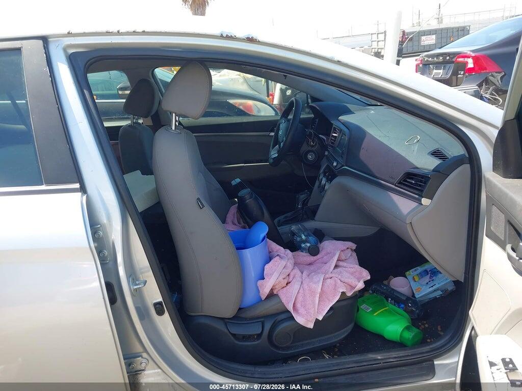 5NPD74LF3KH485972 2019 HYUNDAI ELANTRA photo no. 5