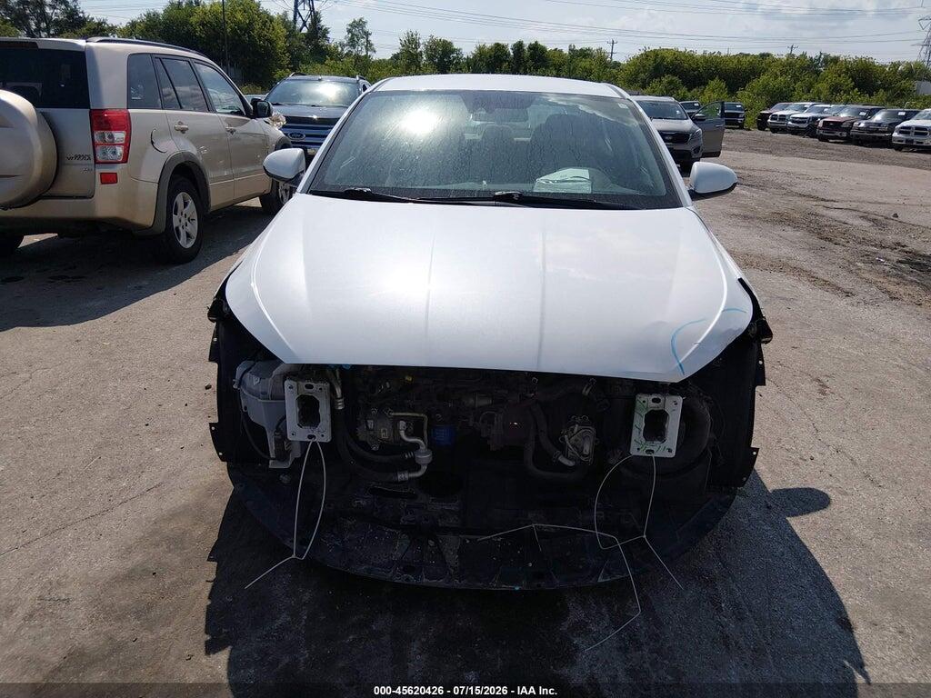 5NPD84LF5KH486084 2019 HYUNDAI ELANTRA photo no. 12