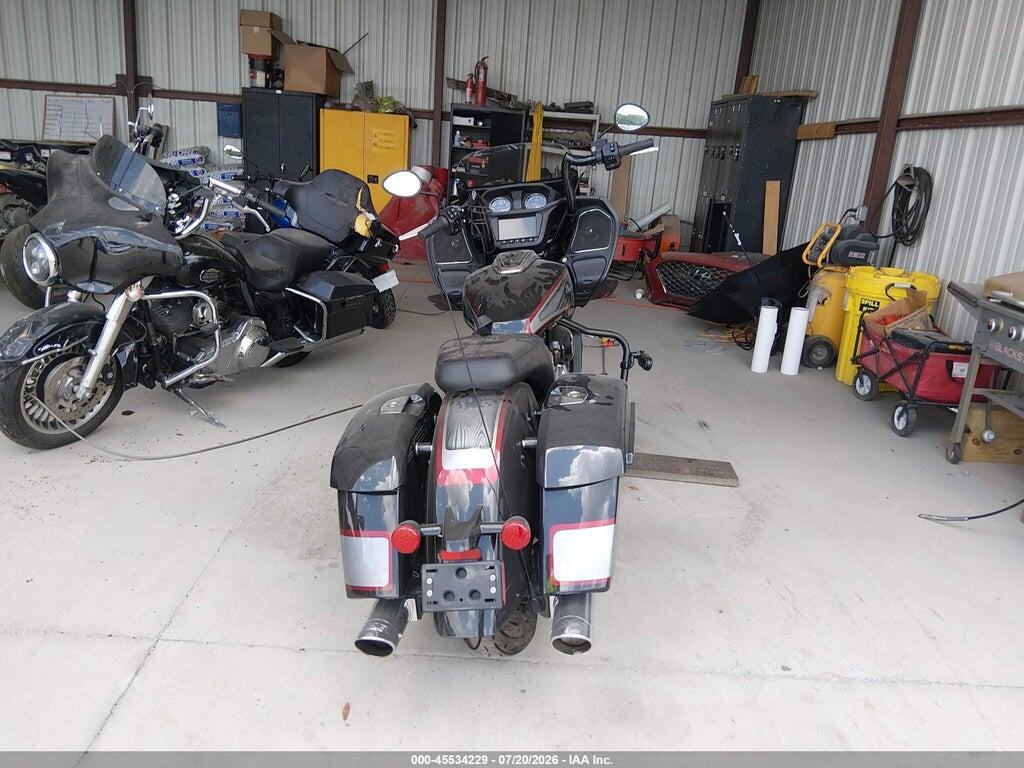 56KLCBRR2L3390128 2020 INDIAN MOTORCYCLE CO. CHALLENGER photo no. 6