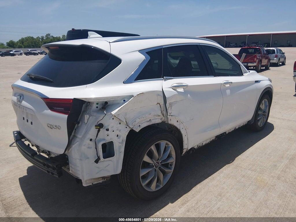 3PCAJ5M15LF105432 2020 INFINITI QX50 photo no. 4