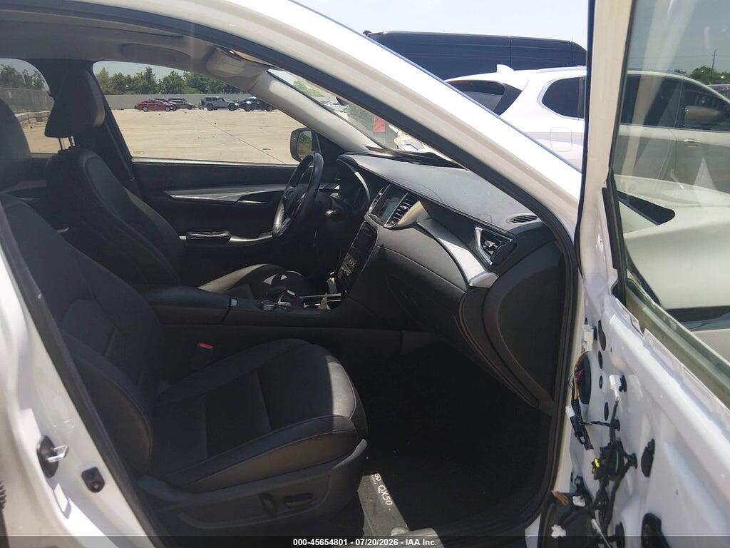 3PCAJ5M15LF105432 2020 INFINITI QX50 photo no. 5