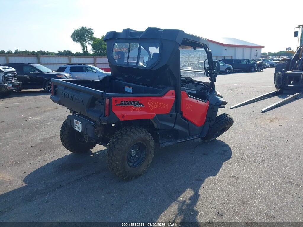 1HFVE04A8J4200358 2018 HONDA SXS1000 photo no. 4