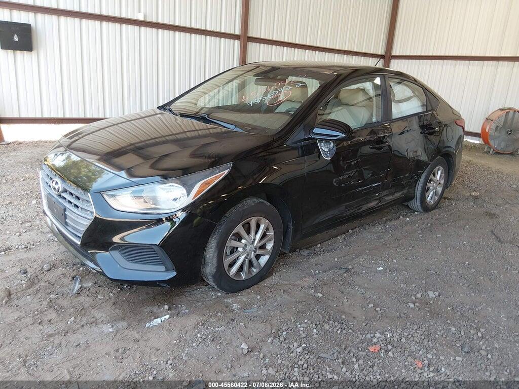 3KPC24A30JE024945 2018 HYUNDAI ACCENT photo no. 2
