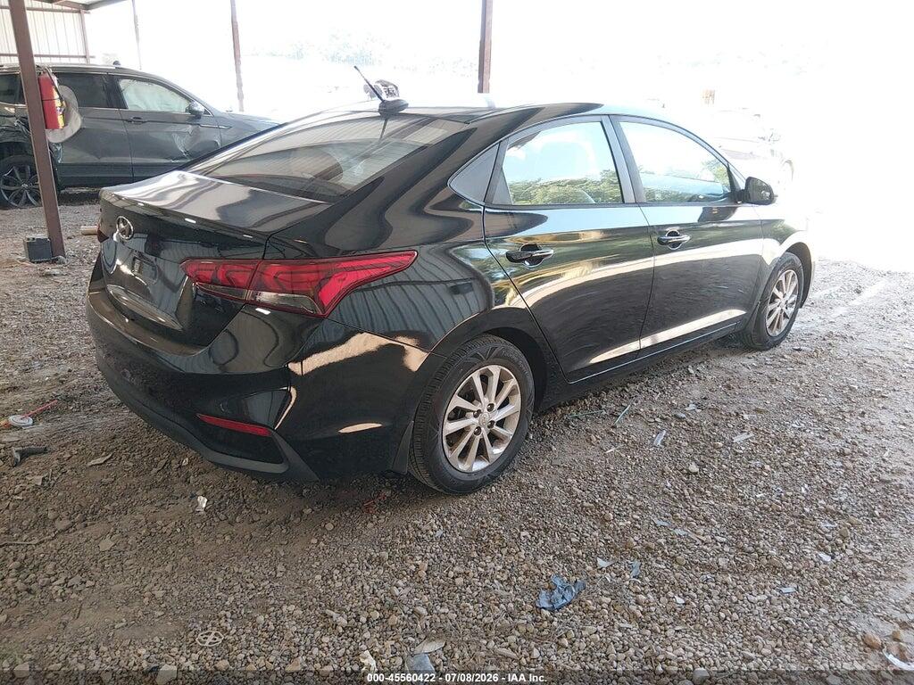 3KPC24A30JE024945 2018 HYUNDAI ACCENT photo no. 4