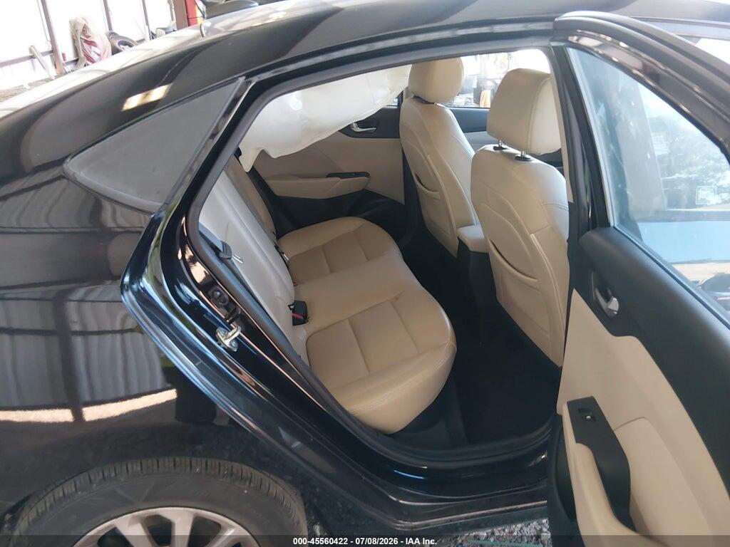 3KPC24A30JE024945 2018 HYUNDAI ACCENT photo no. 8