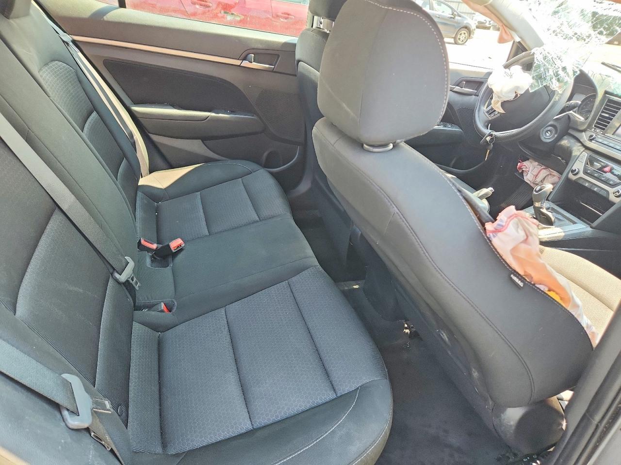 2018 HYUNDAI ELANTRA SEL — Фото 10 из 12