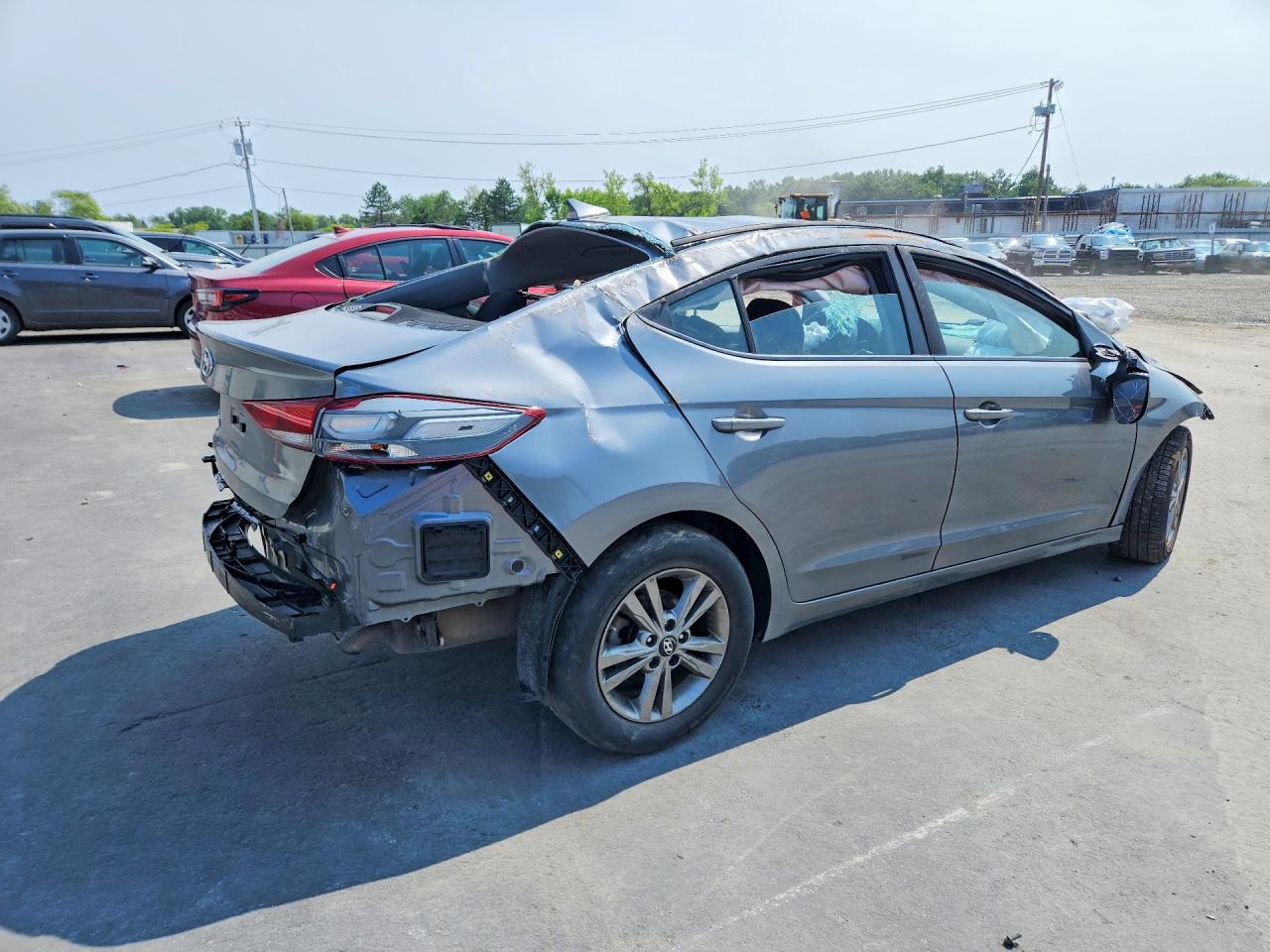 2018 HYUNDAI ELANTRA SEL — Фото 3 из 12