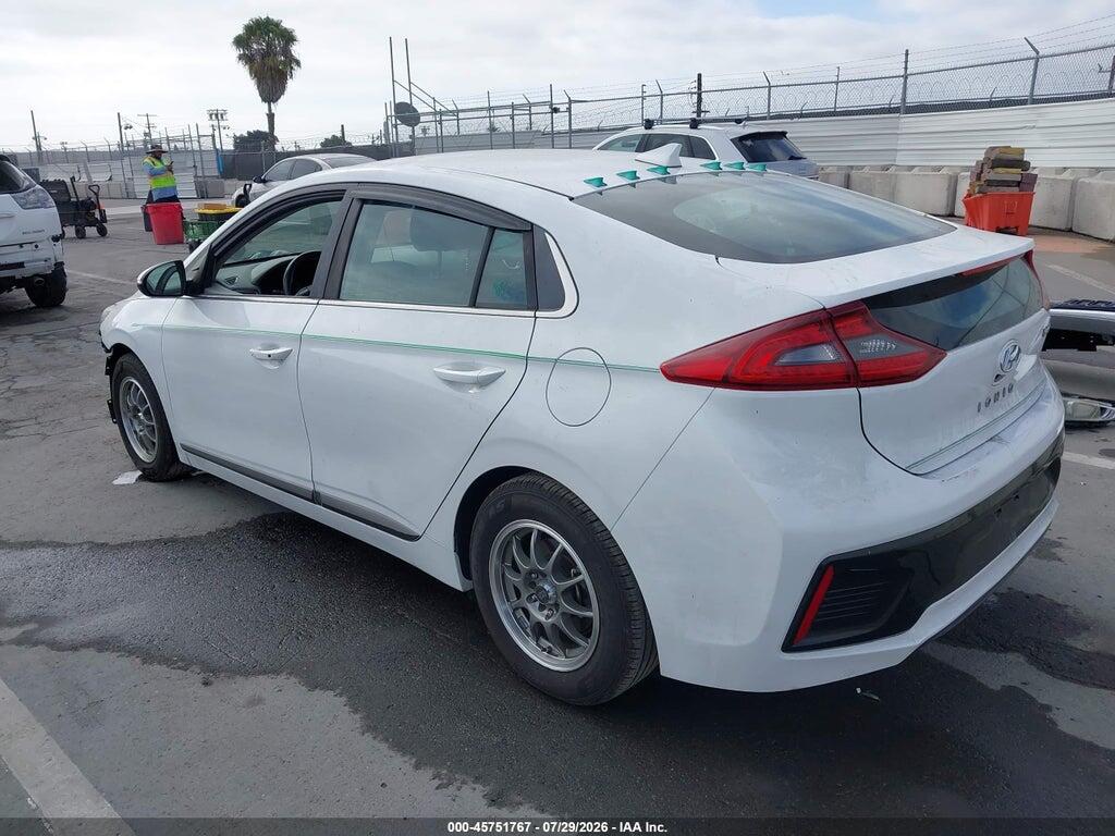 KMHC75LC0KU111974 2019 HYUNDAI IONIQ HYBRID photo no. 3