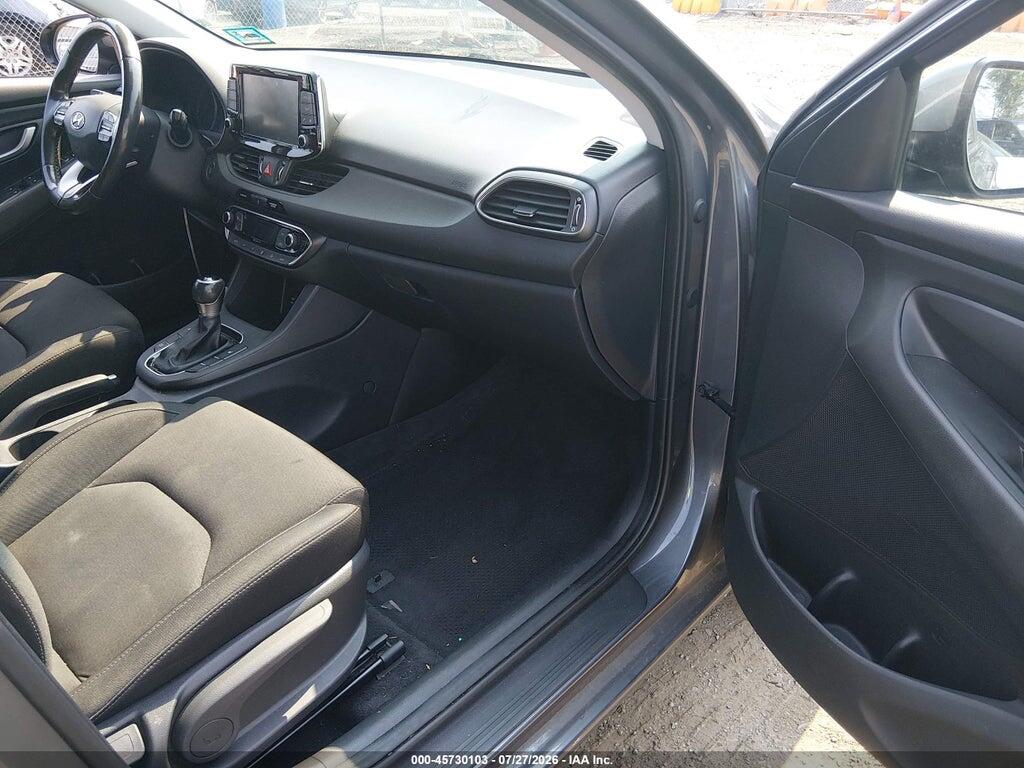 KMHH35LE0JU017580 2018 HYUNDAI ELANTRA GT photo no. 5