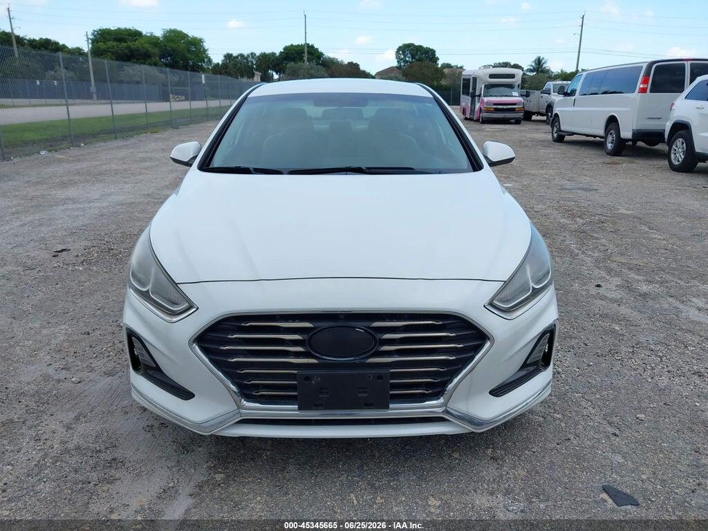 5NPE24AA4JH701725 2018 HYUNDAI SONATA photo no. 12