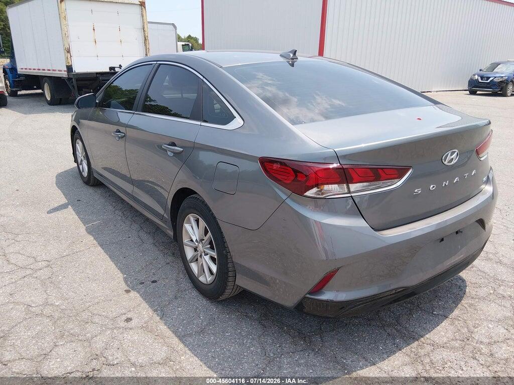 5NPE24AA9JH698952 2018 HYUNDAI SONATA photo no. 3