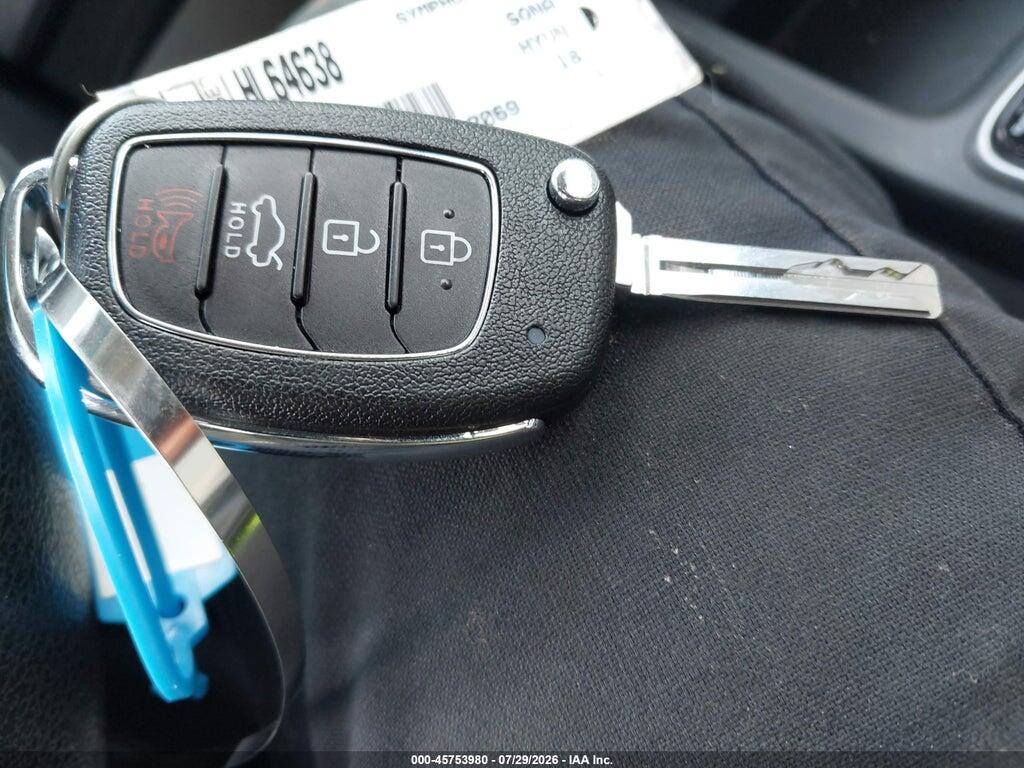 5NPE24AF2JH712069 2018 HYUNDAI SONATA photo no. 11