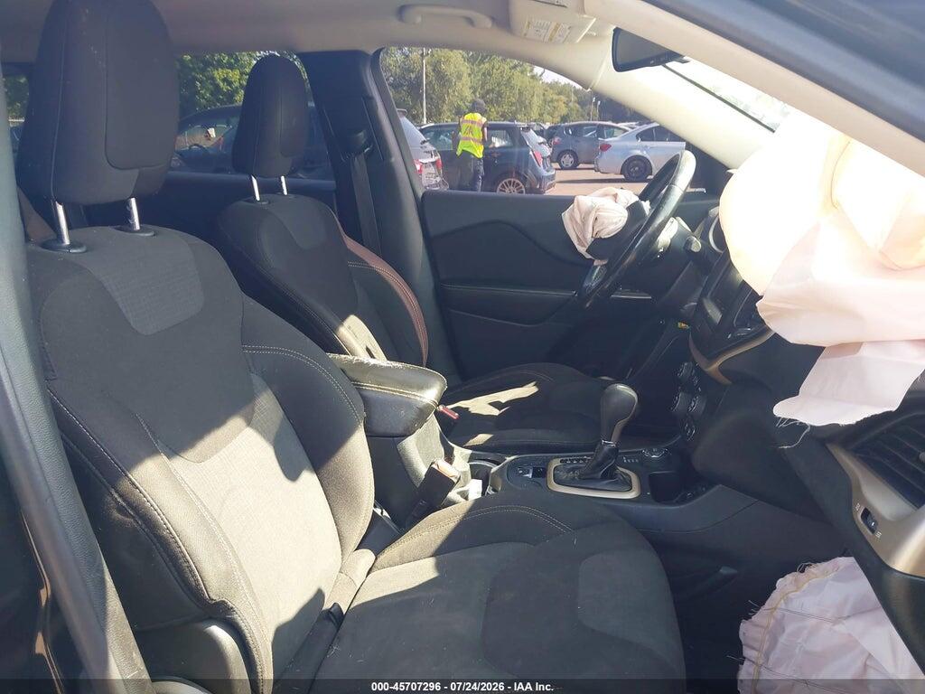 1C4PJMCS5FW773813 2015 JEEP CHEROKEE photo no. 5