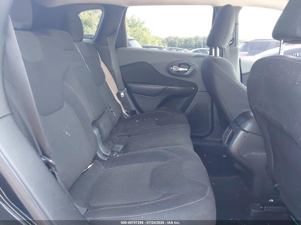 1C4PJMCS5FW773813 2015 JEEP CHEROKEE photo no. 8