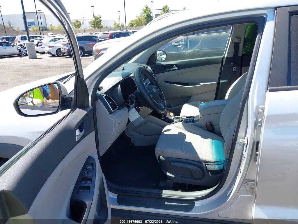 KM8J2CA42KU938588 2019 HYUNDAI TUCSON photo no. 5