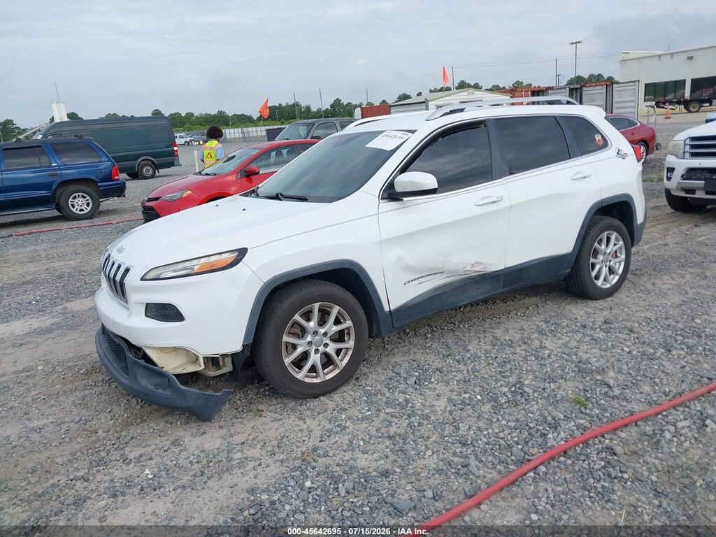 1C4PJLCB8FW602533 2015 JEEP CHEROKEE photo no. 2