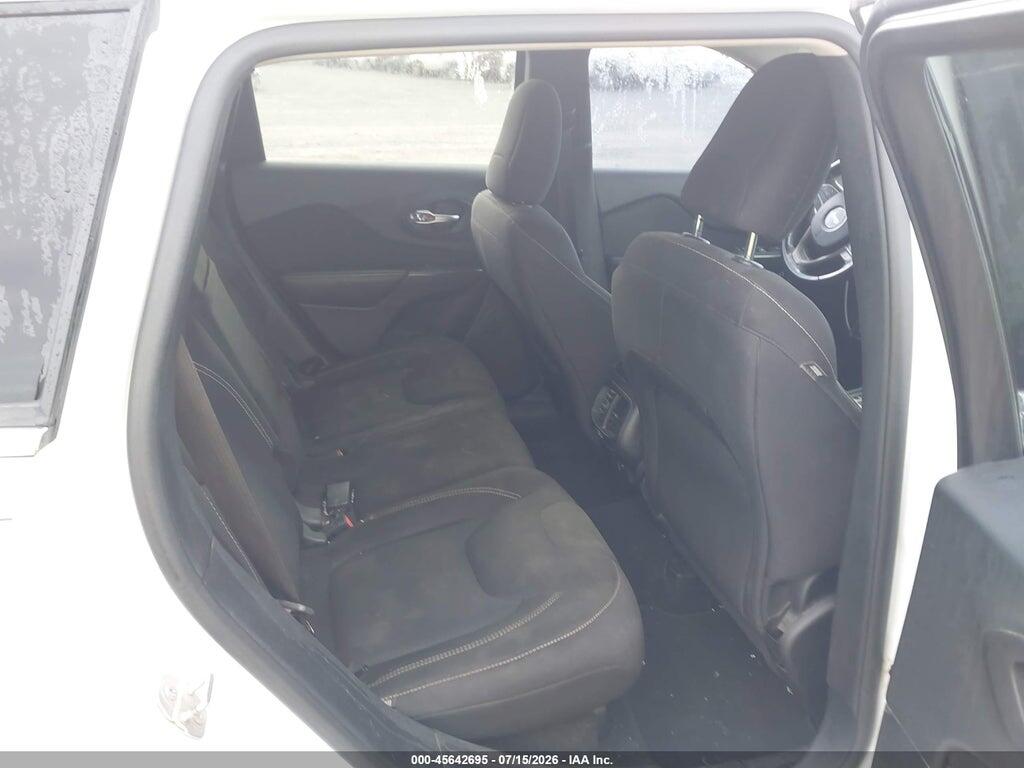 1C4PJLCB8FW602533 2015 JEEP CHEROKEE photo no. 8