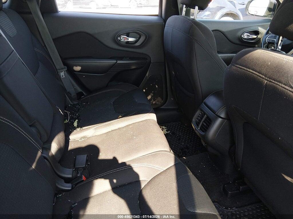 1C4PJMCS7FW636453 2015 JEEP CHEROKEE photo no. 8