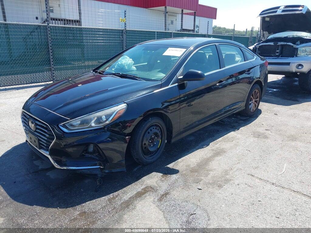 5NPE24AF4JH665983 2018 HYUNDAI SONATA photo no. 2