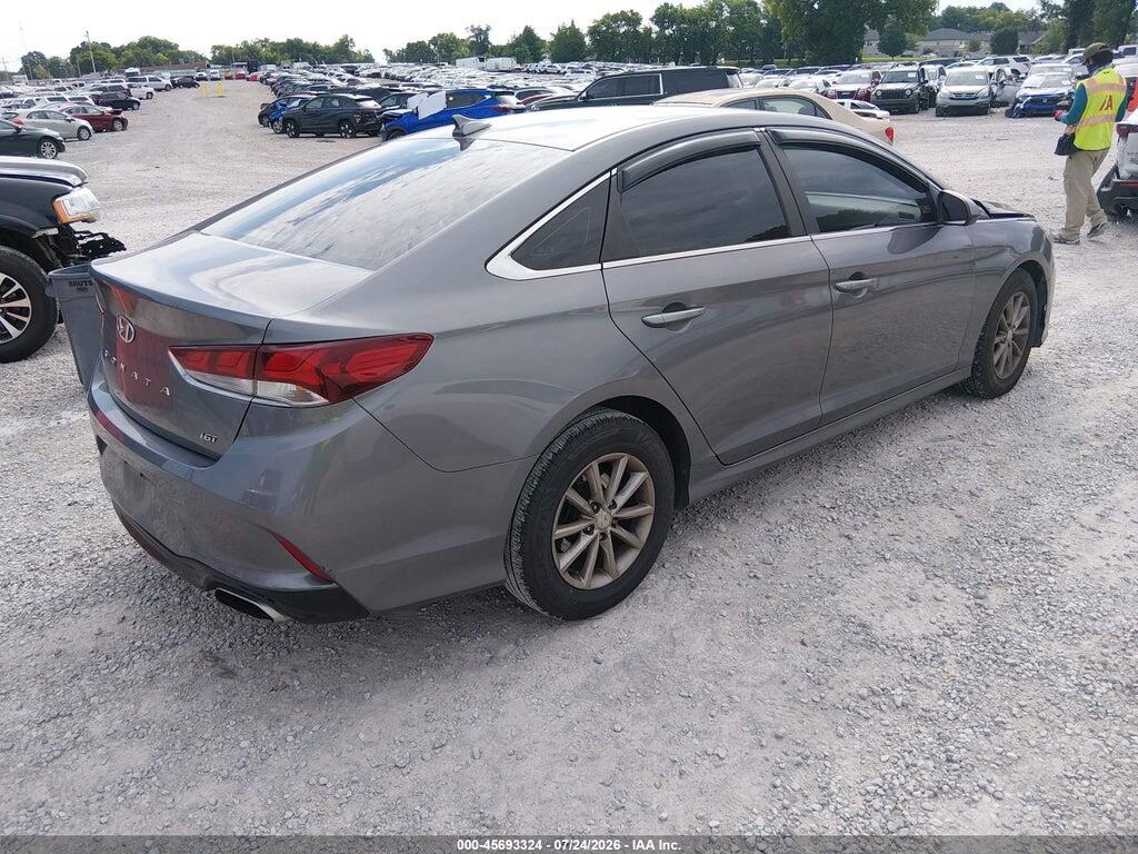 5NPE24AA5JH702611 2018 HYUNDAI SONATA photo no. 4