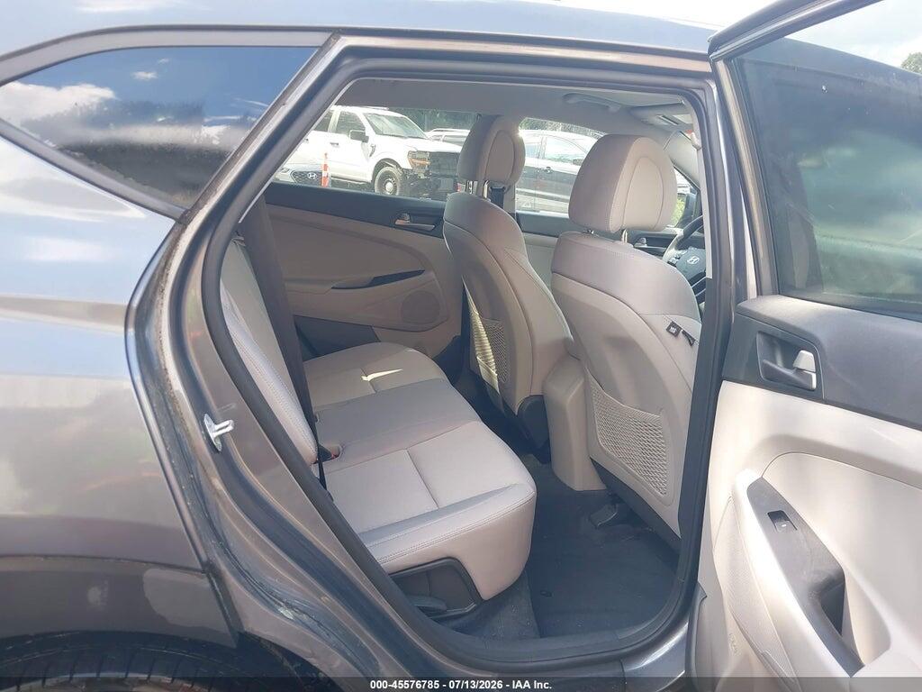 KM8J2CA4XJU656780 2018 HYUNDAI TUCSON photo no. 8