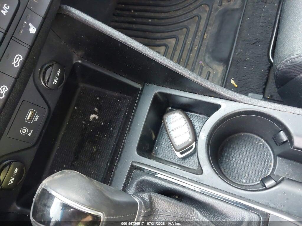 KM8J3CA29JU792040 2018 HYUNDAI TUCSON photo no. 11