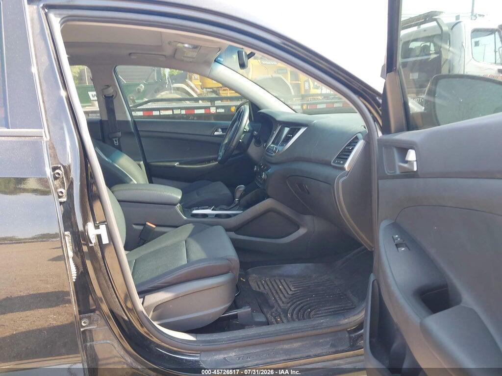 KM8J3CA29JU792040 2018 HYUNDAI TUCSON photo no. 5