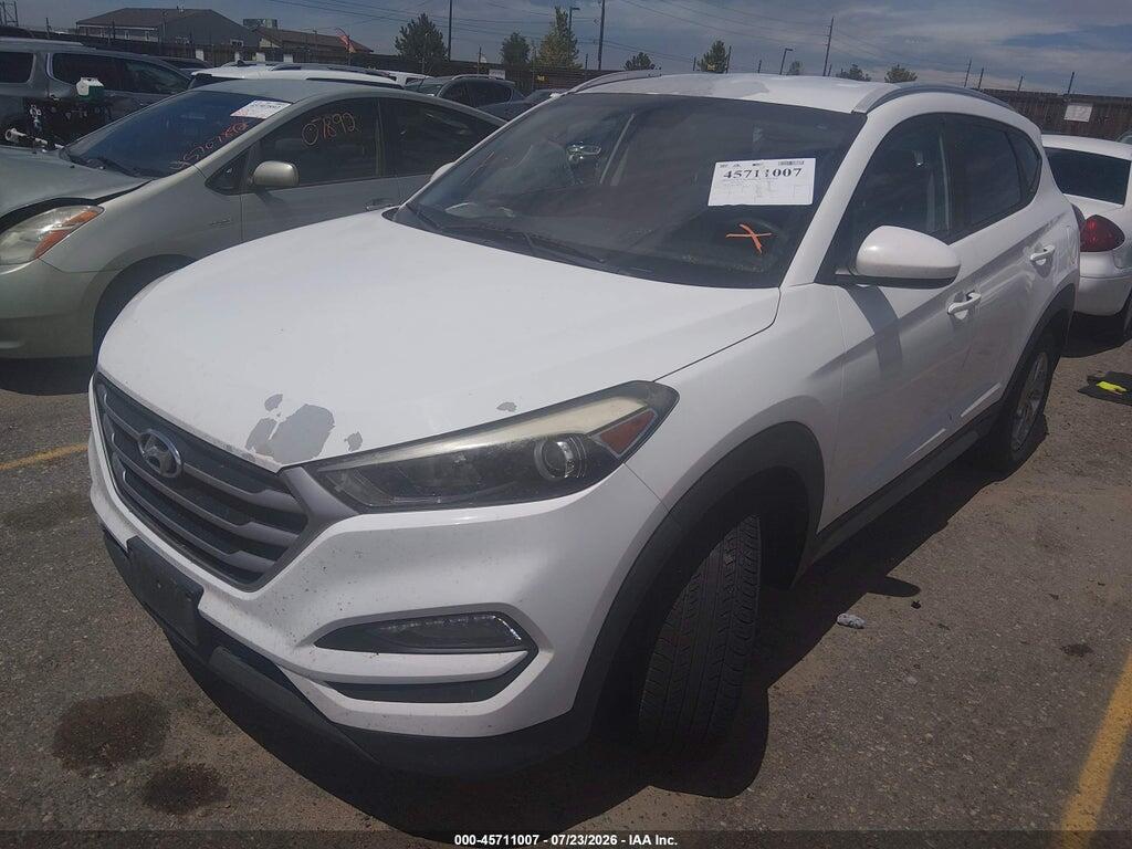 KM8J33A44JU788060 2018 HYUNDAI TUCSON photo no. 2