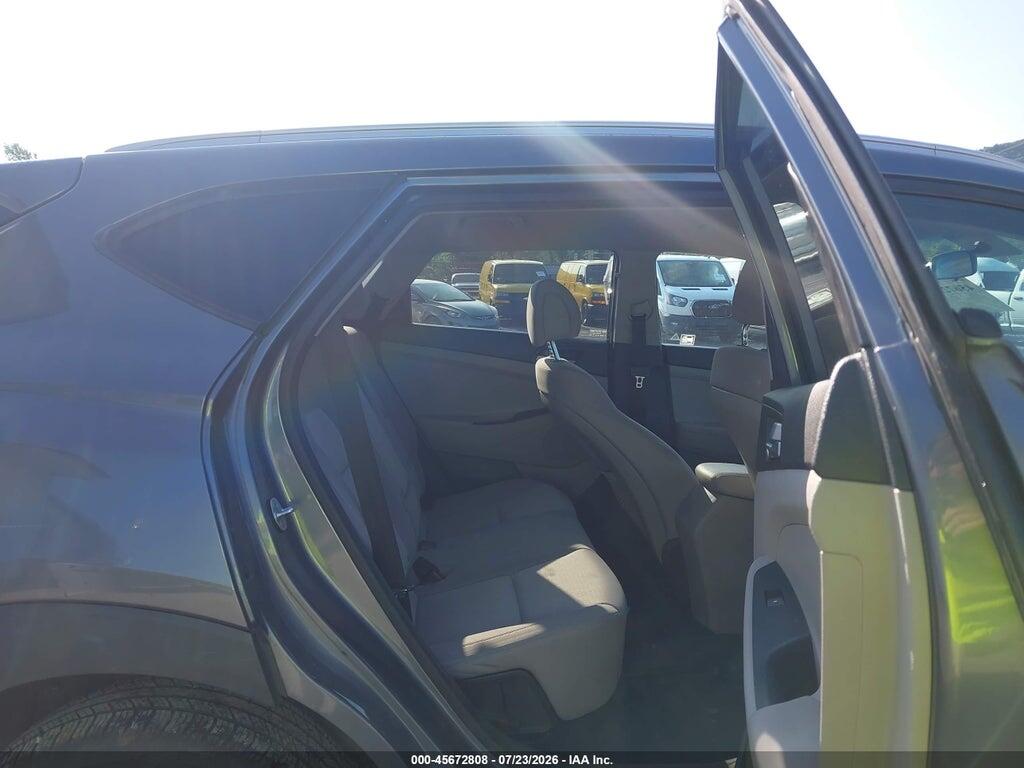 KM8J3CA44JU720888 2018 HYUNDAI TUCSON photo no. 8