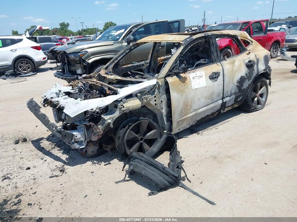 SADFK2FX5L1Z83622 2020 JAGUAR E-PACE photo no. 2