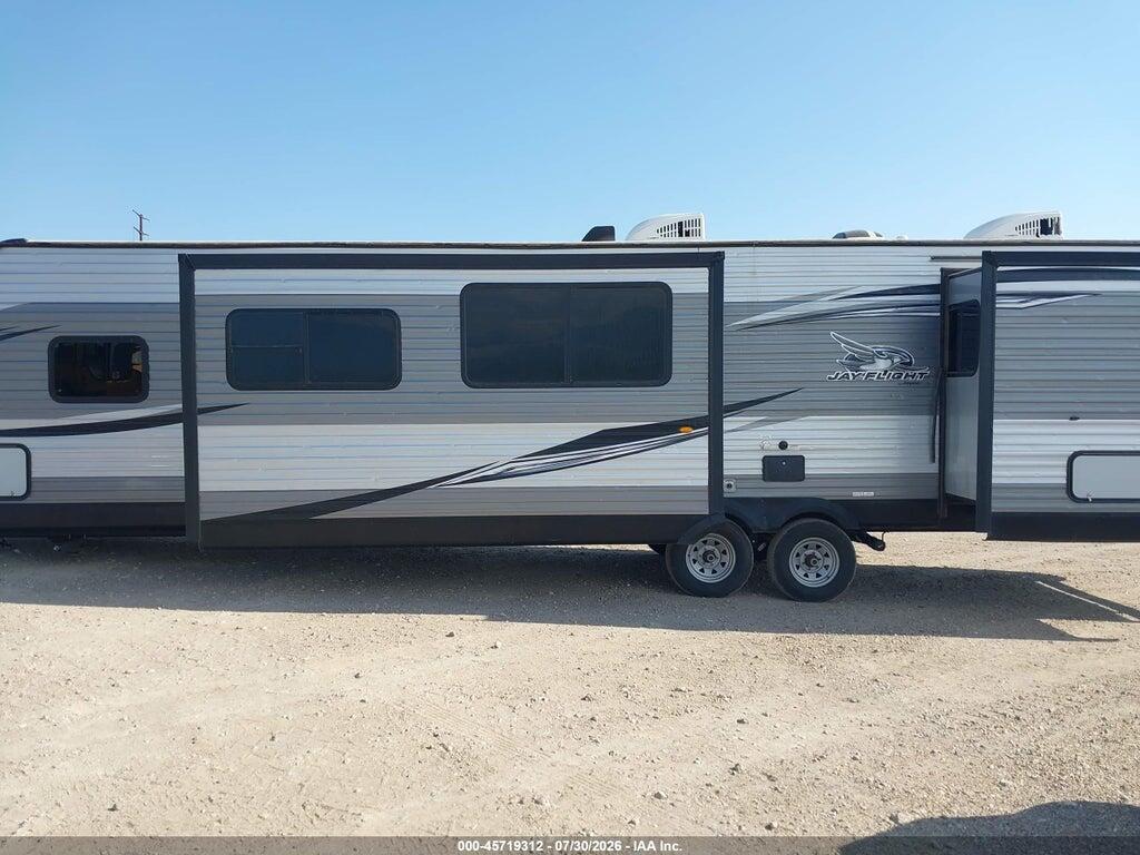 1UJBJ0BV2L1T60142 2020 JAYCO JAY FLIGHT 40' TRAVEL TRAILER photo no. 6