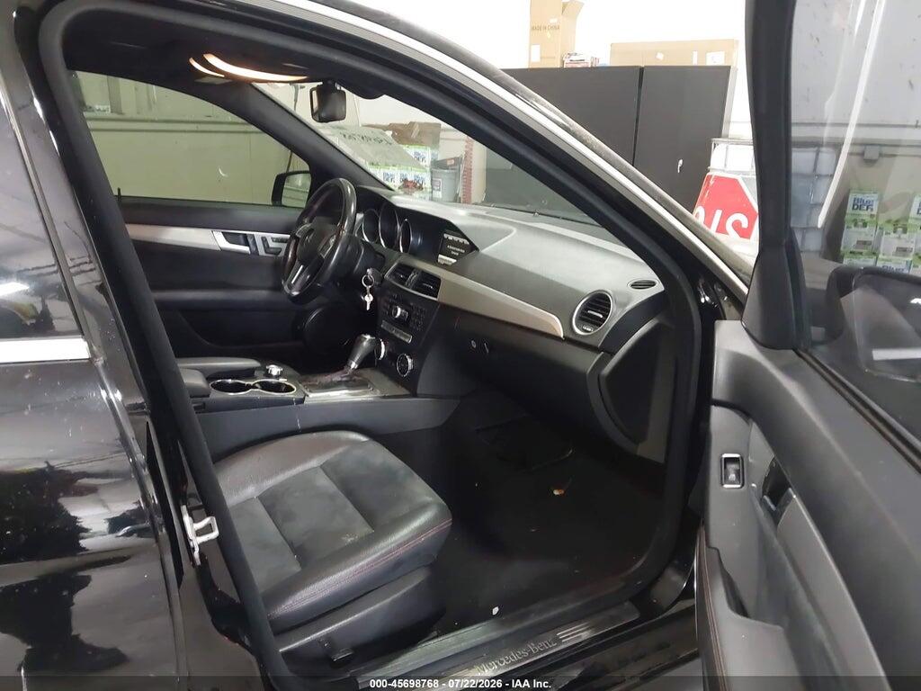 WDDGF8AB2DR244302 2013 MERCEDES-BENZ C 300 photo no. 5