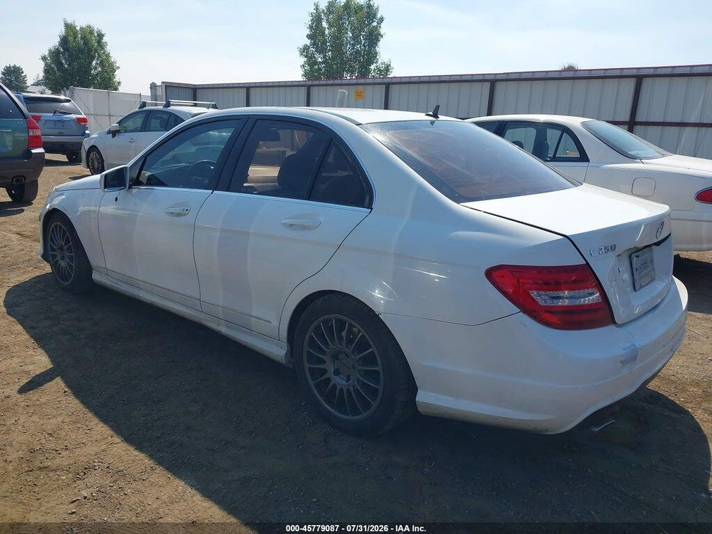 WDDGF4HBXDA851769 2013 MERCEDES-BENZ C 250 photo no. 3