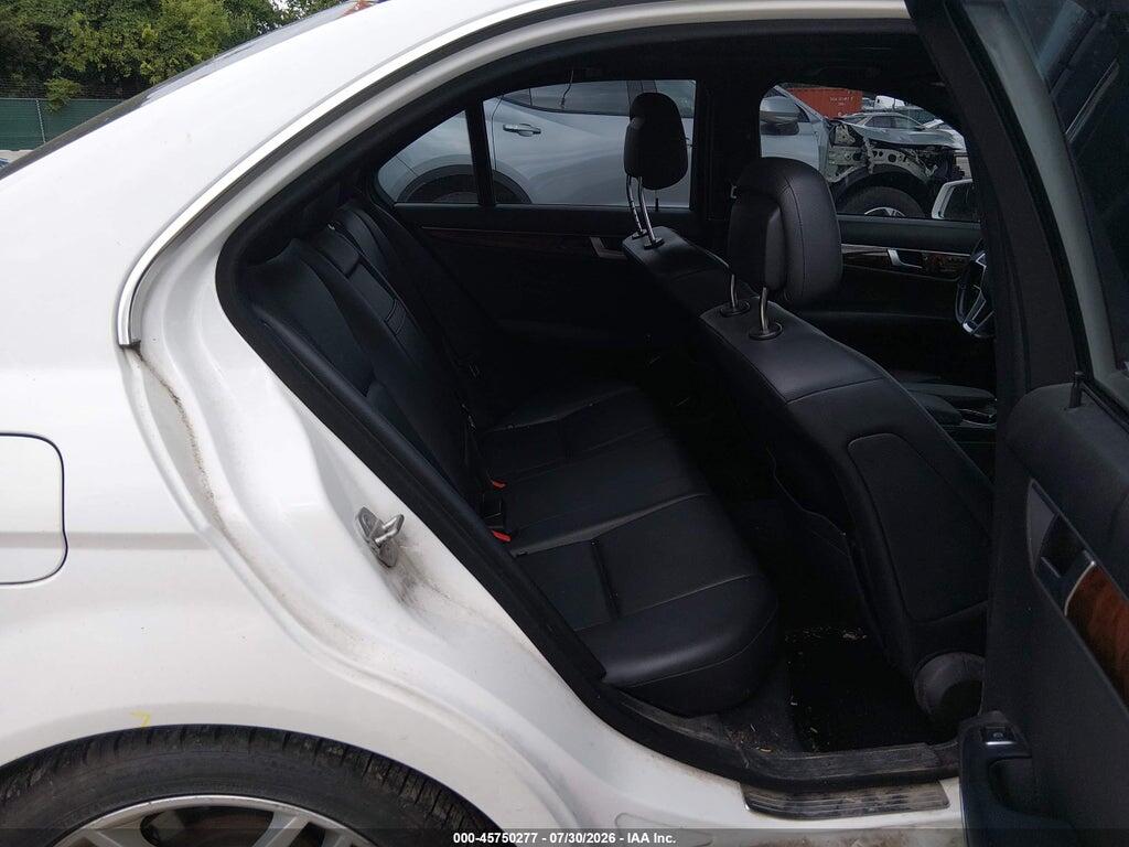 WDDGF4HB6DR276135 2013 MERCEDES-BENZ C 250 photo no. 8
