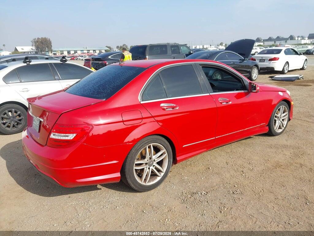 WDDGF4HB9DR283726 2013 MERCEDES-BENZ C 250 photo no. 4