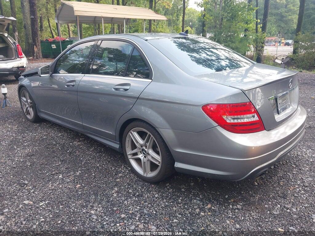 WDDGF4HB3DR290011 2013 MERCEDES-BENZ C 250 photo no. 3