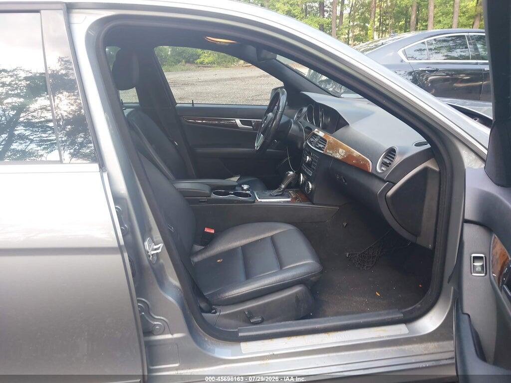 WDDGF4HB3DR290011 2013 MERCEDES-BENZ C 250 photo no. 5