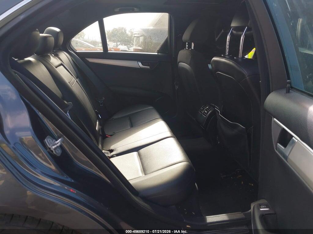 WDDGF4HB3DR269935 2013 MERCEDES-BENZ C 250 photo no. 8