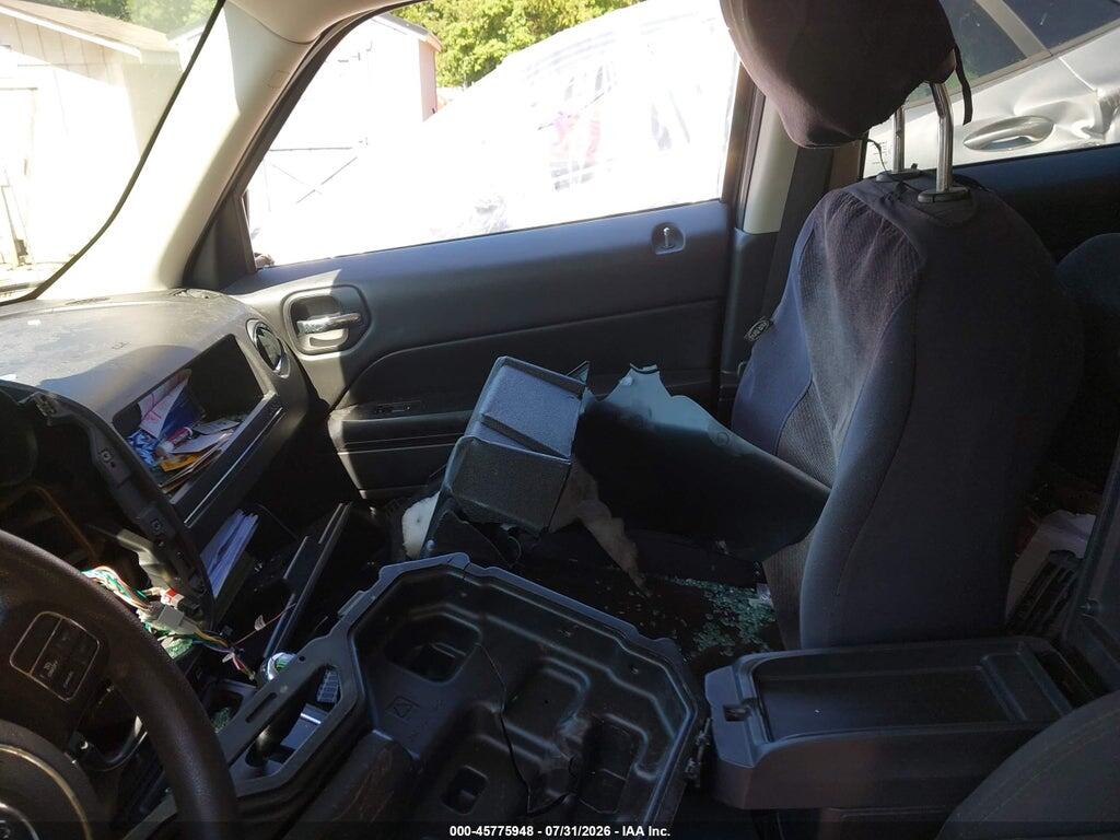 1C4NJRBB0FD317428 2015 JEEP PATRIOT photo no. 5