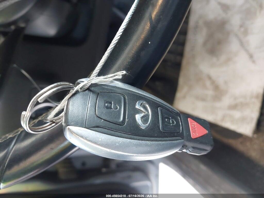 SJKCH5CR3JA050767 2018 INFINITI QX30 photo no. 11