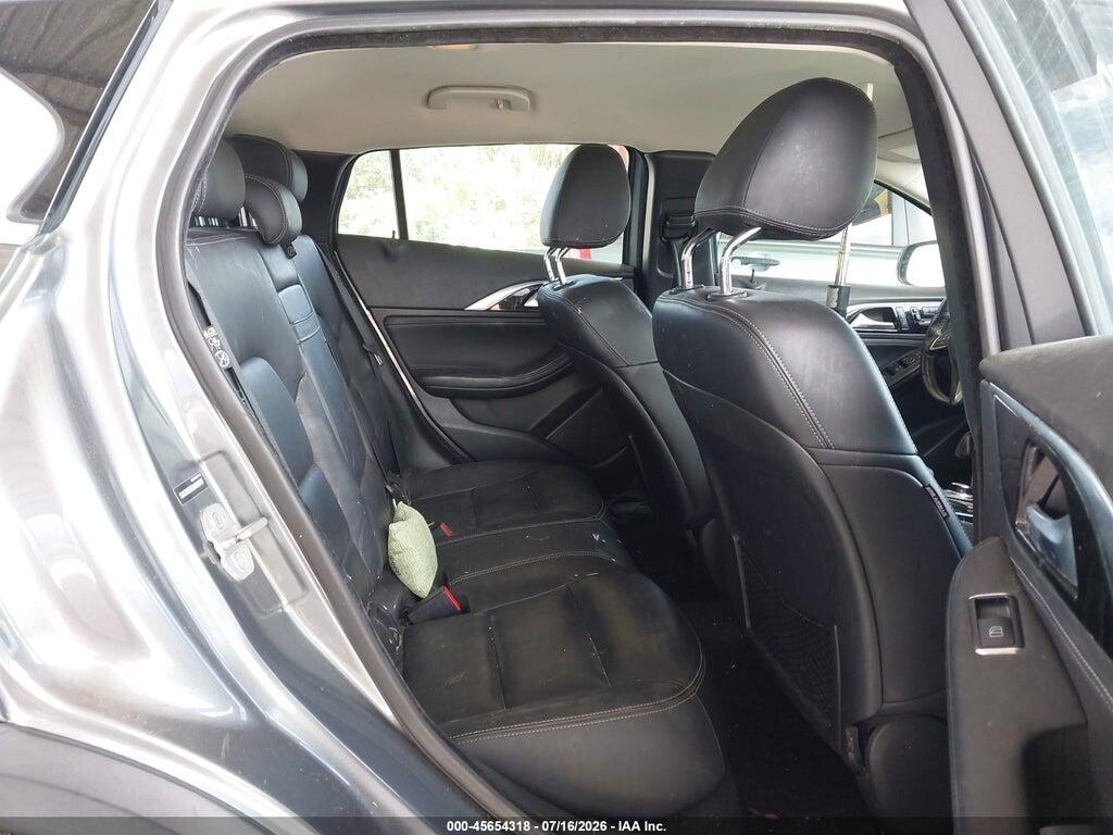 SJKCH5CR3JA050767 2018 INFINITI QX30 photo no. 8