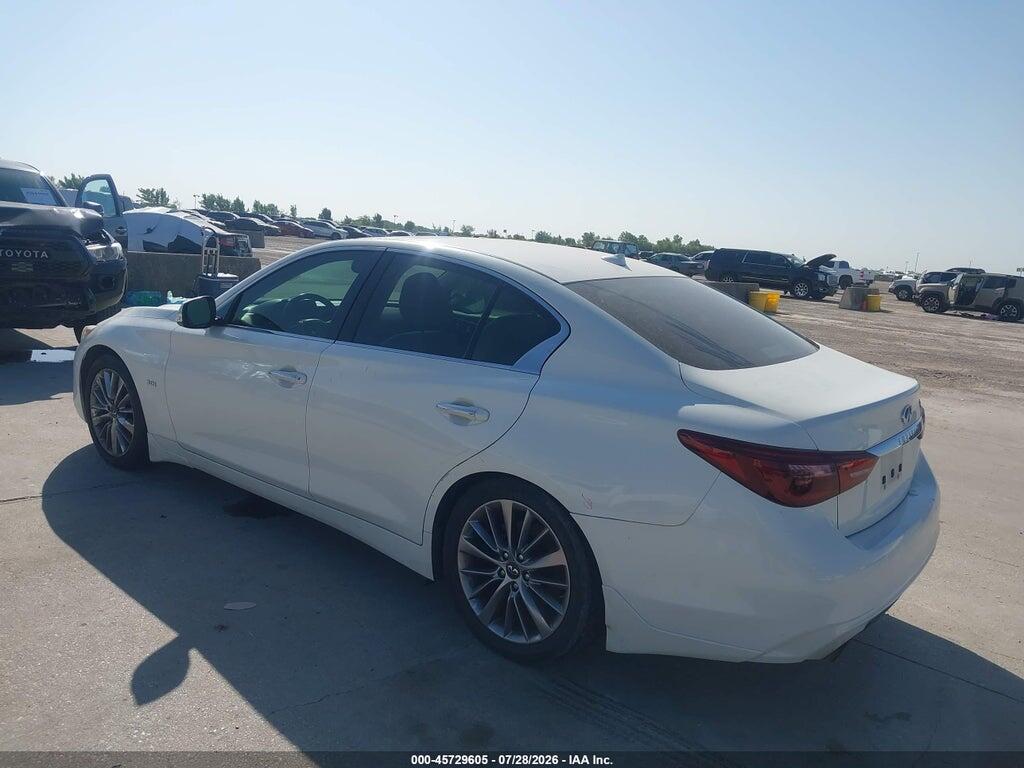 JN1EV7AP2JM590081 2018 INFINITI Q50 photo no. 3