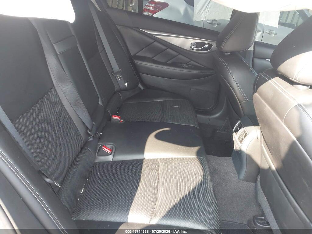 JN1EV7AP7JM364053 2018 INFINITI Q50 photo no. 8