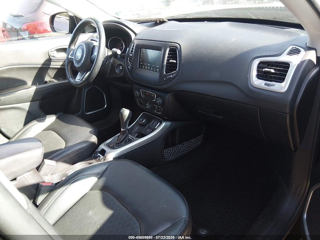 3C4NJDBB3LT115952 2020 JEEP COMPASS photo no. 5