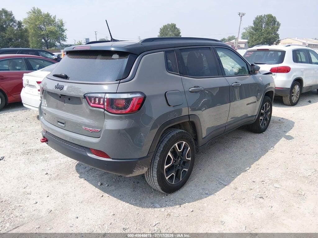 3C4NJDDB2LT151323 2020 JEEP COMPASS photo no. 4
