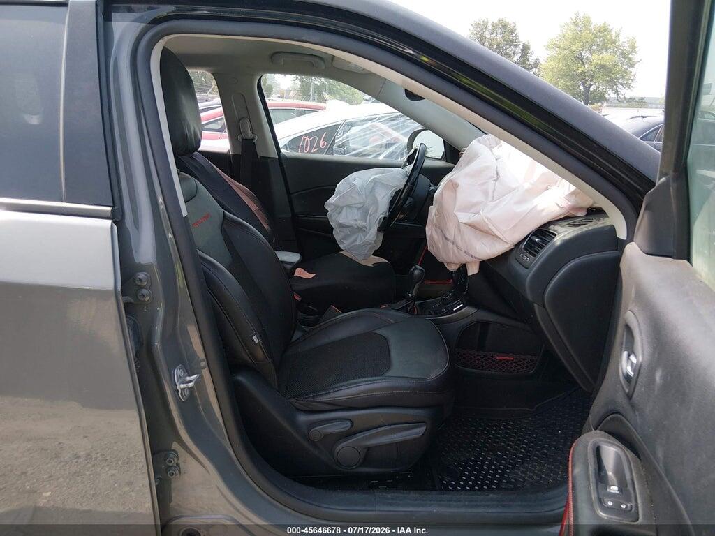 3C4NJDDB2LT151323 2020 JEEP COMPASS photo no. 5
