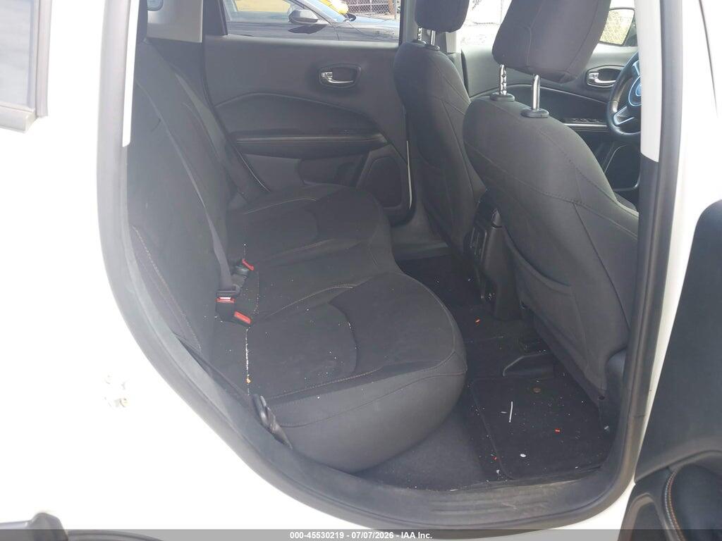 3C4NJCAB4LT121688 2020 JEEP COMPASS photo no. 8