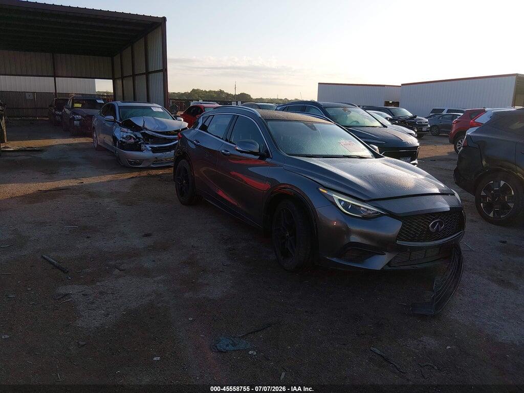 SJKCH5CP7KA011356 2019 INFINITI QX30 photo no. 1