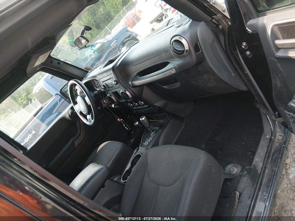 1C4BJWDG2FL692561 2015 JEEP WRANGLER UNLIMITED photo no. 5