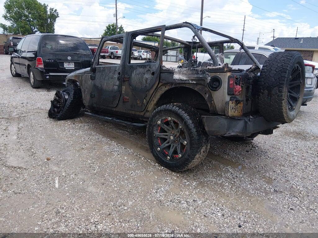 1C4BJWDG4FL668388 2015 JEEP WRANGLER UNLIMITED photo no. 3